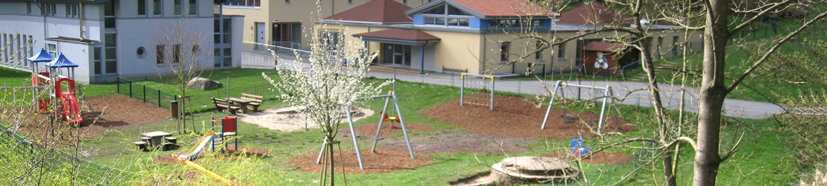 Blick auf den Kinderspielplatz in Heiligkreuzsteinach